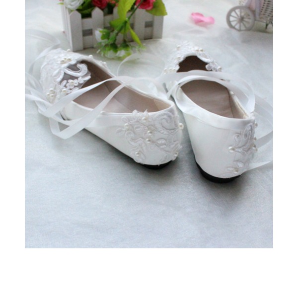 Wedding Shoes Women's Patent Leather Flat Heel Closed Toe Flats With Imitation Pearl Lace