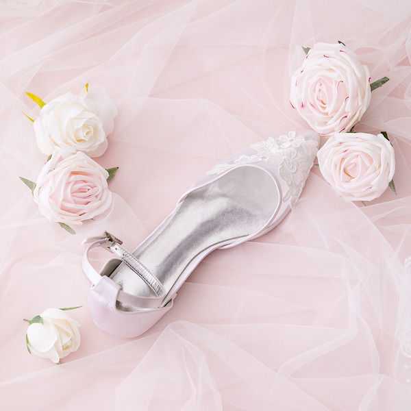 أحذية الزفاف المرأة متماسكة كعب مسطح مغلق الشقق مع applique