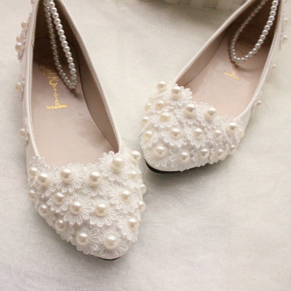 Wedding Shoes Women's Patent Leather Flat Heel Closed Toe Flats With Imitation Pearl Applique