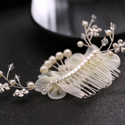 Wedding Accessories Ladies Elegant Alloy  Imitation Pearls Silk Flower Combs 